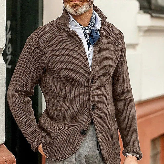 Gor | Elegant Button Cardigan for the Stylish Man