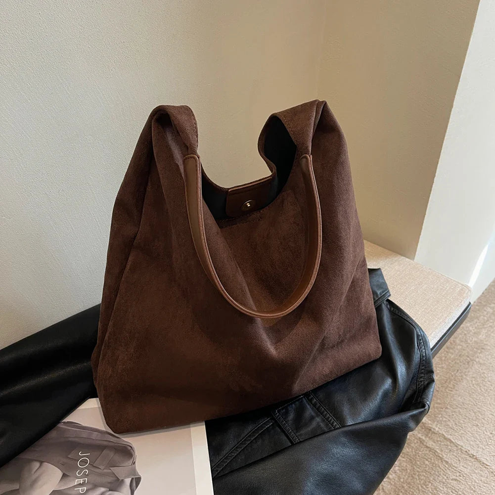 Gianna | Retro Suede Shoulder Tote