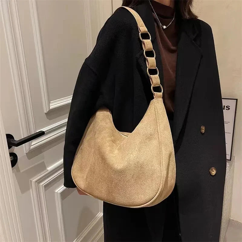 Vivenza | Retro Suede Crescent Shoulder Bag