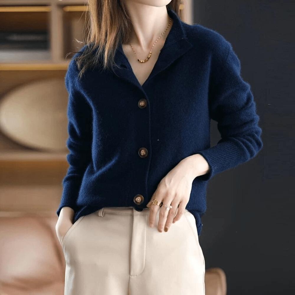 Bella | Cozy Button-Up Cardigan